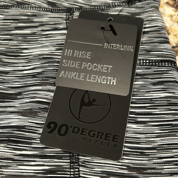 90 Degree by Reflex - Picture 2 of 8